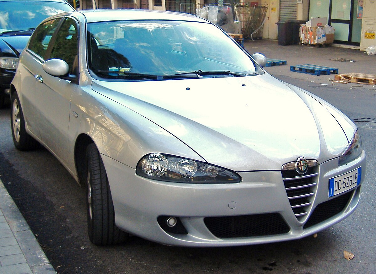 File Alfa Romeo 147 1 6 Twin Spark Serie 4 10 Jpg Wikimedia Commons