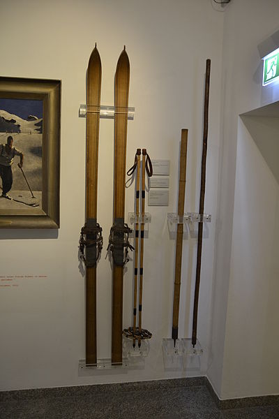 File:Alpines Museum München - Ski.JPG