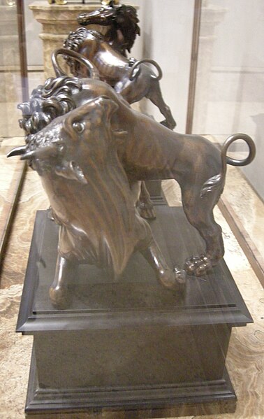 File:Antonio e giovan francesco susini, leone che attacca un toro, 1600-25 ca. 02.JPG