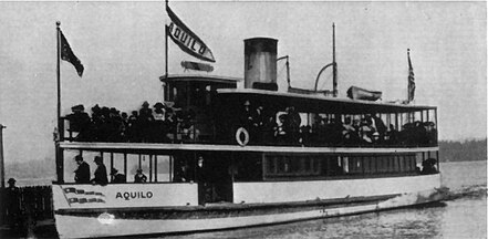 Steamboat Aquilo on Lake Washington in 1910