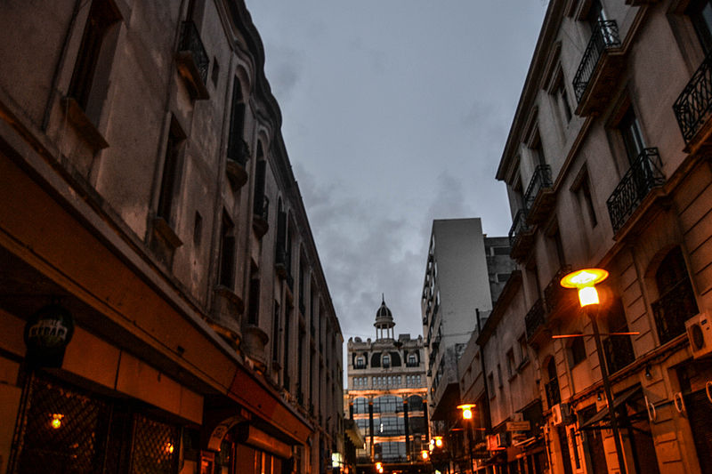 File:Bacacay esquina buenos aires.jpg