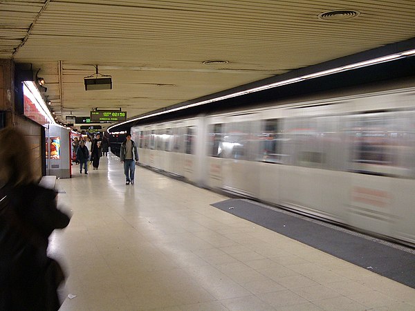 Plaça de Catalunya station (L1)