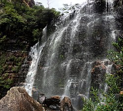 Beauchamp Falls - Panoramio (7).jpg 