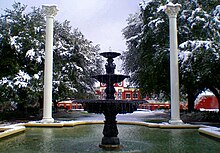 Belhaven University fountain Belhaven University Fountain.JPG