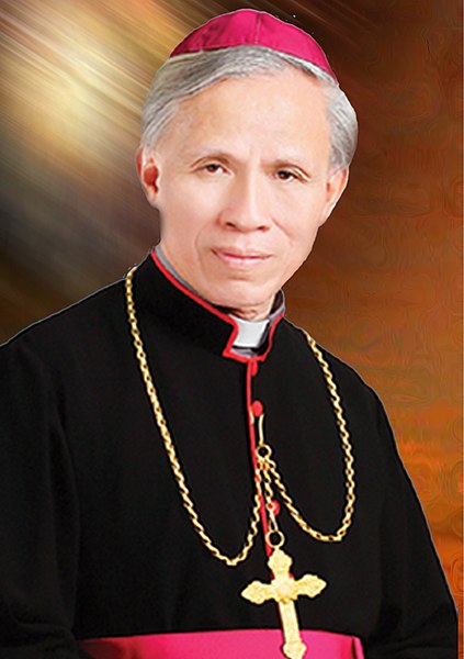 File:Bishop Cosma Hoang Van Dat, bishop of Bac Ninh, Vietnam.jpg