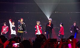 Block B op de KCON 2015 V.l.n.r. : Jaehyo, Park Kyung, Zico, U-Kwon, P.O, Taeil, B-Bomb