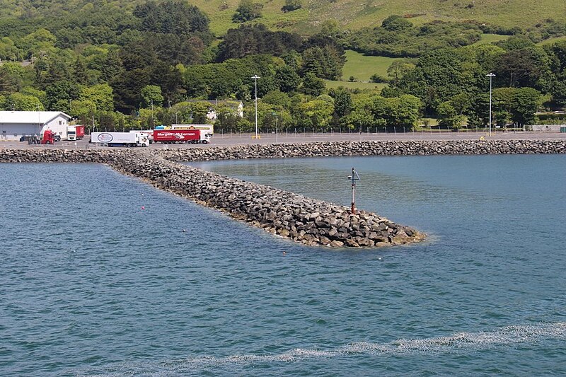 File:Breakwater at Cairnryan ferry terminal - geograph.org.uk - 5006993.jpg