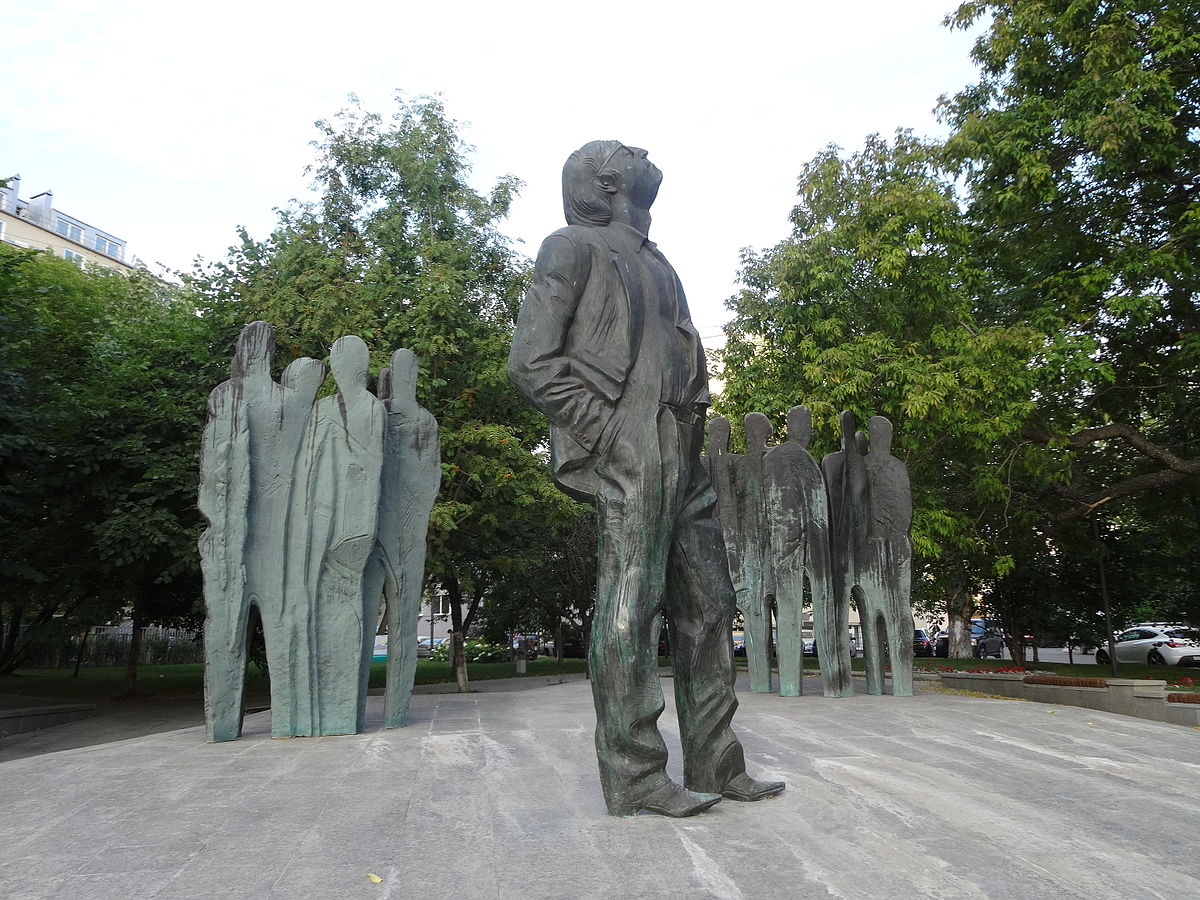памятник бродскому в москве