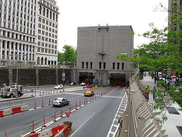 Manhattan portal in 2008