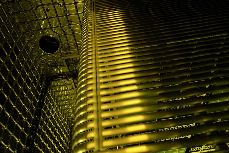 File:CERN Geneva, Neutrino detections chamber at protoDUNE experiment, seen from inside, Dec 2023 (Mark Benecke).jpg