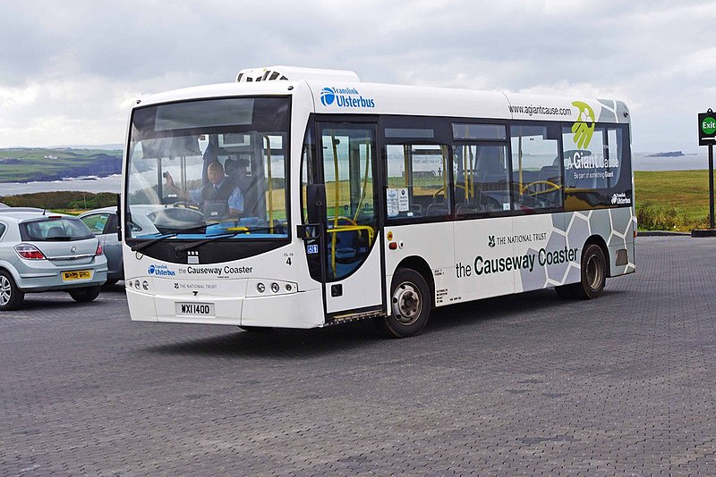 File:Causeway Coaster bus reg. WXI 1400 by Giants Causeway Visitor Centre, Causeway Head, near Bushmills - geograph.org.uk - 2906674.jpg