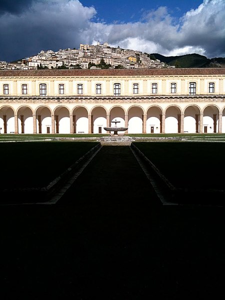 File:Certosa di Padula - panoramio.jpg