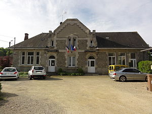 Chérêt (Aisne) mairie-école.JPG