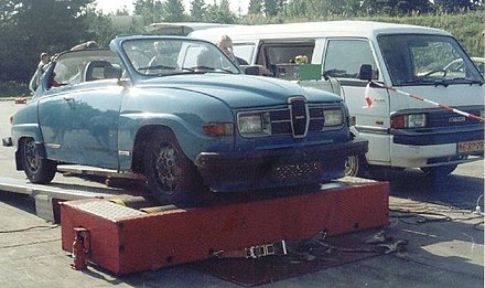 Saab 96 on chassis dynamometer