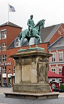 Christian IX Equestrian statue - Esbjerg.jpg