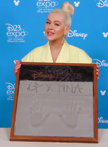 File:Christina Aguilera's handprints at the Disney Legends ceremony.png