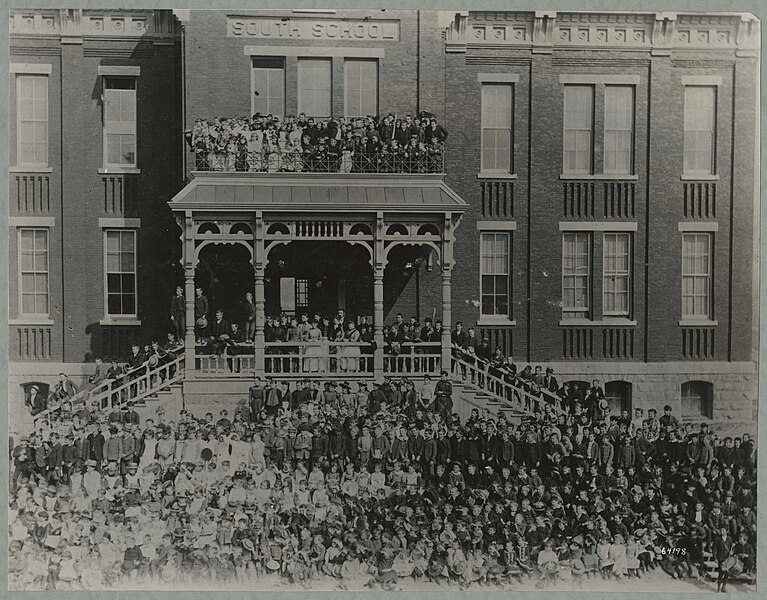 File:Classes of South School, opening day, September 2, 1889 - DPLA - c10b17e79673c77f796eae0c330ab988.jpg