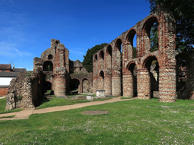 Image: Colchester, St Botolphs Priory