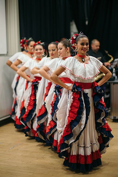 File:Costa Rican Women in Traditional Dress.jpg