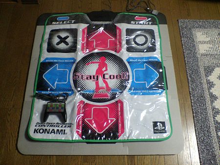 ไฟล์:DDR_Controllers.jpg