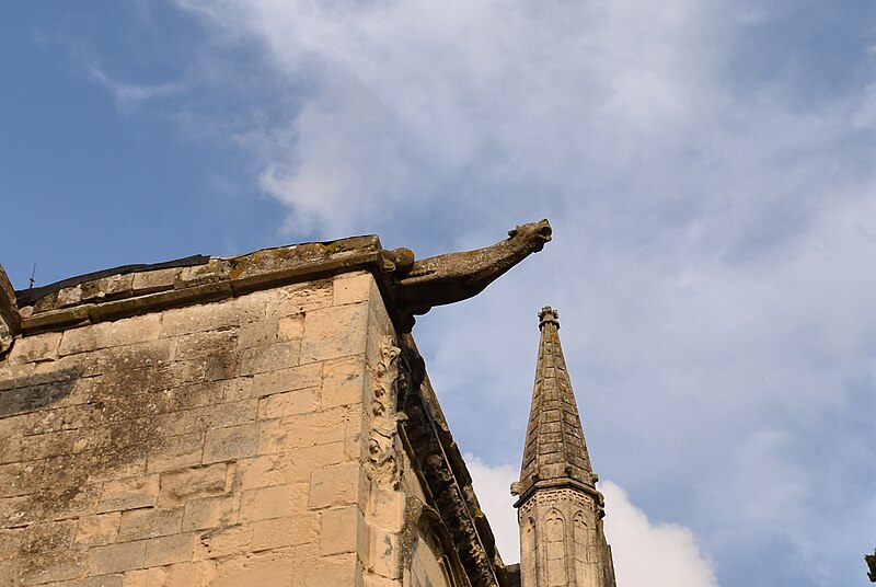 File:Dives-sur-Mer - Eglise Notre-Dame - Gargouille E.jpg