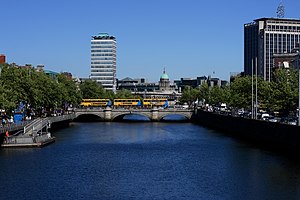 Dublin i njegovi mostovi na rijeci Liffey
