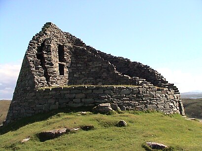 How to get to Dun Carloway with public transport- About the place