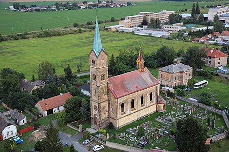 Dvory, Veleliby, church