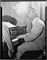 Earl Hines, New York, ca. Mar. 1947 (William P. Gottlieb 04141).jpg