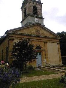 L'église du village de Givonne.