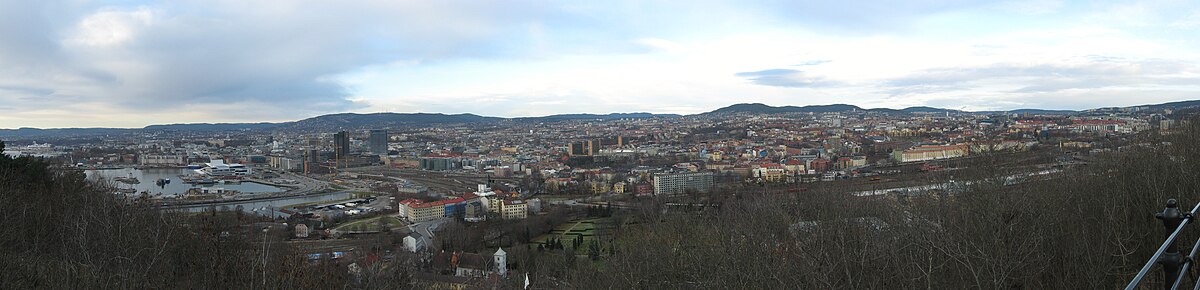 Ekeberg-central-oslo-panorama.jpg