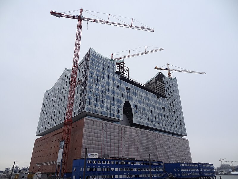 File:Elbphilharmonie März 2013 02.JPG