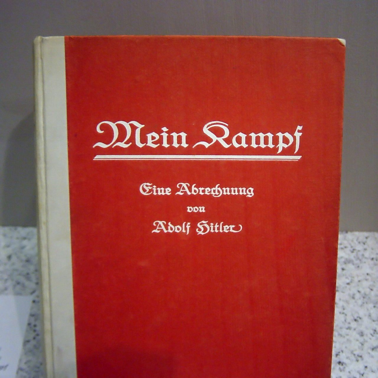 German Publisher Reprints Mein Kampf Which May Be Illegal