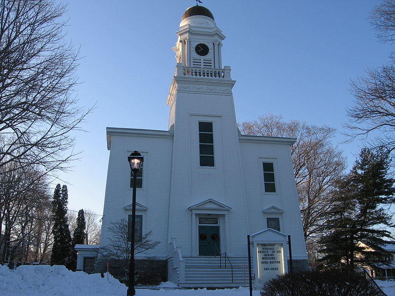 File:Essex - First Baptist Church.jpg