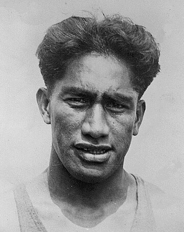 File:Face detail, Duke Kahanamoku 1920c (cropped).jpg