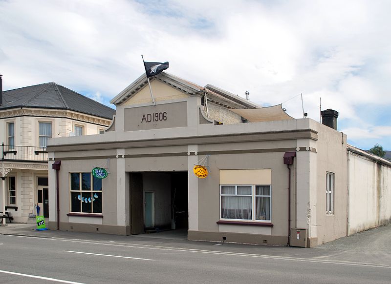 File:Fairlie Building 001.JPG