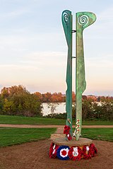 Fairlop Waters Commemorative Sculpture - 2022-11-12.jpg