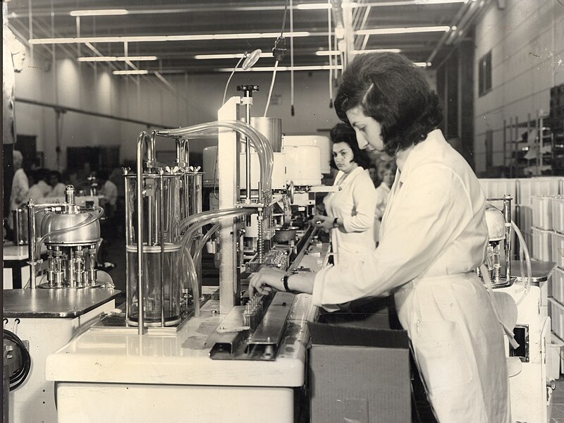 File:Farina-Produktion-1967.jpg