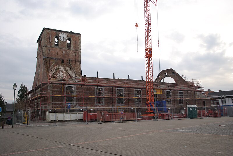 File:Galmaarden (Belgium) - ruin of Saint Peter's church.jpg