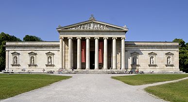 03: Glyptothek