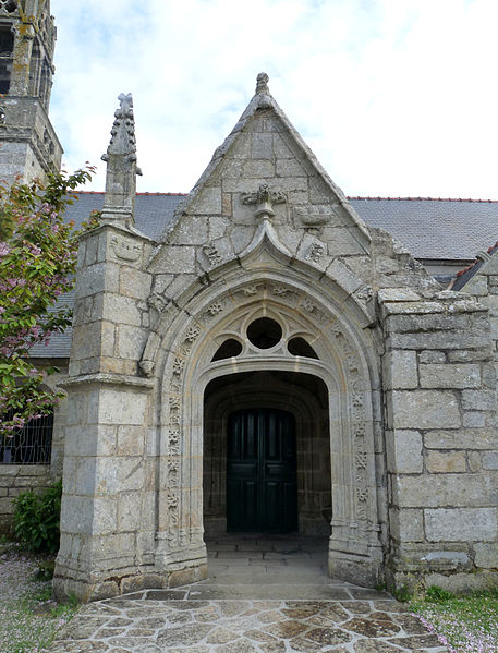 File:Goulien-Eglise.jpg