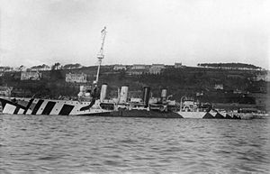 HMS Active в ход.jpg