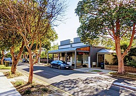 Heritage toko-Toko di Elizabeth Street di Croydon, Selatan Australia.jpg