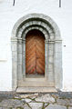 Romansk portal, sørveggen i koret.