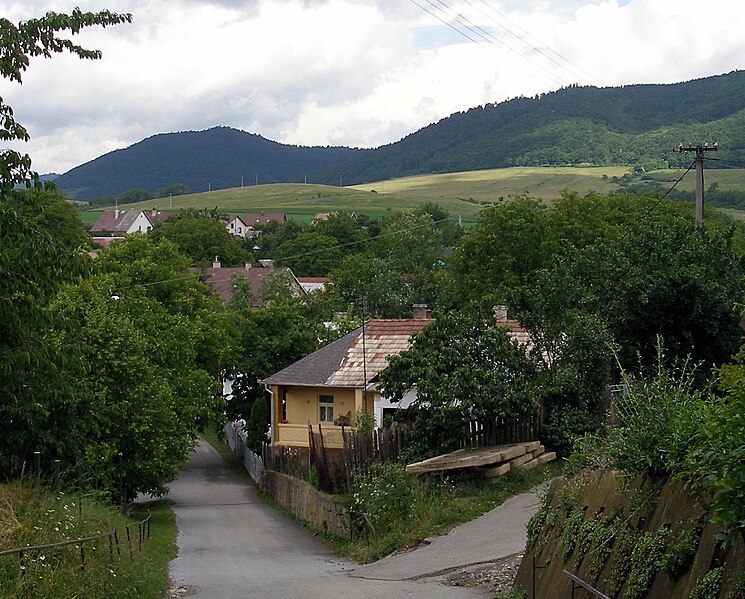 File:Jakubovany Slovakia 7.JPG