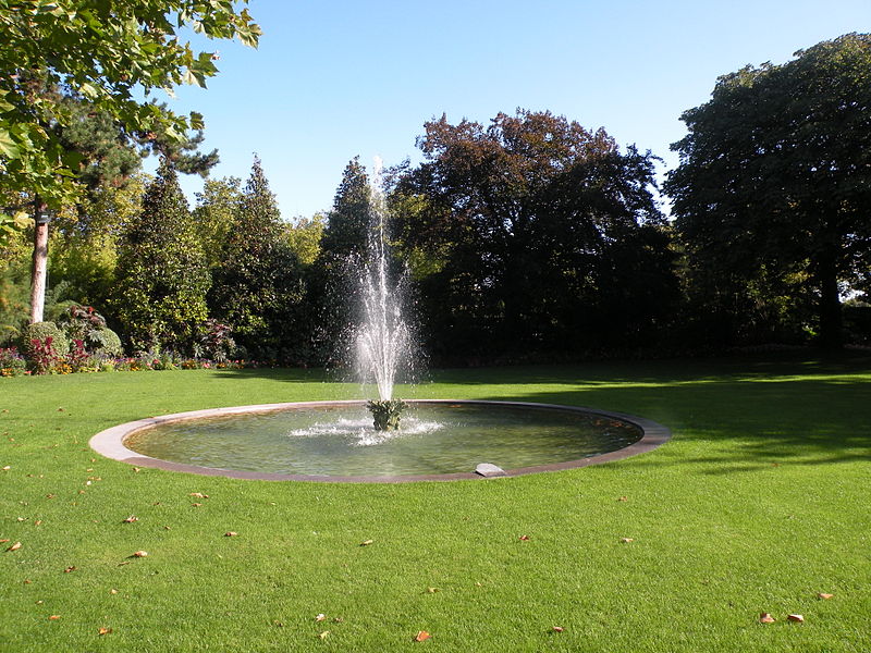 File:Jardin de la présidence 2 Palais Bourbon.jpg