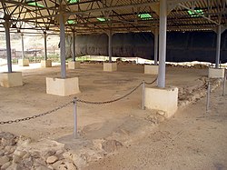 שרידי הפסיפס בנערן בשנת 2006