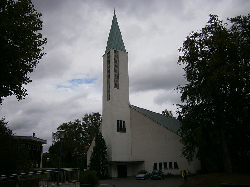 File:Kaiserslautern - Hahnenbalz 38 Evangelische Pauluskirche.jpg