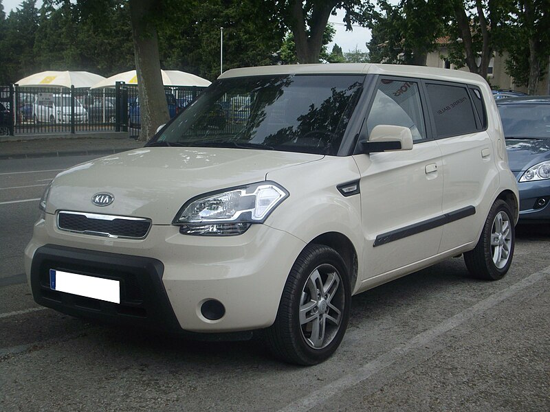 File:Kia Soul AM France 2009-05-22.jpg