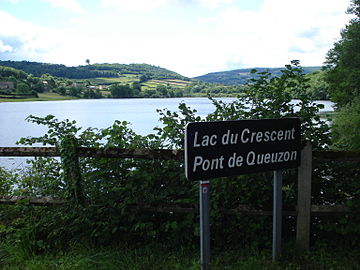 Le lac du Crescent au pont de Queuzon
